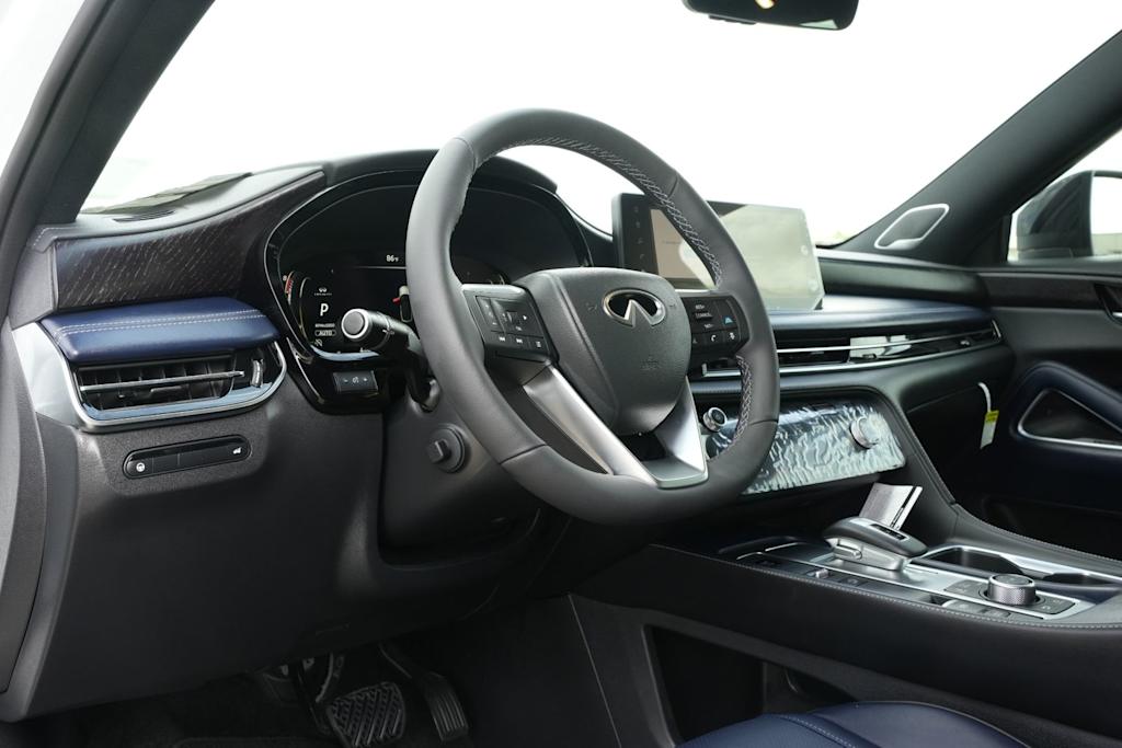 Thumbnail: 2026 INFINITI QX60 - 13