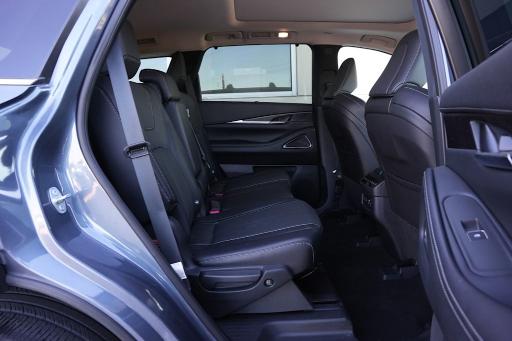 Thumbnail: 2025 INFINITI QX60 - 25