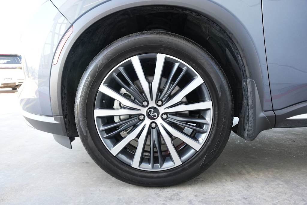 Thumbnail: 2025 INFINITI QX60 - 8