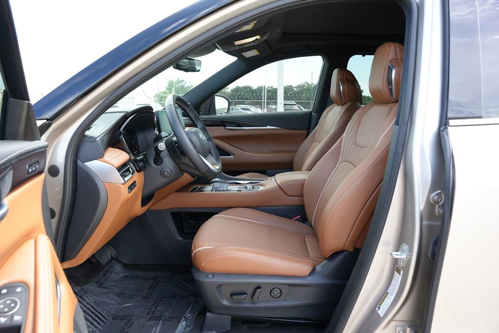Thumbnail: 2026 INFINITI QX60 - 9