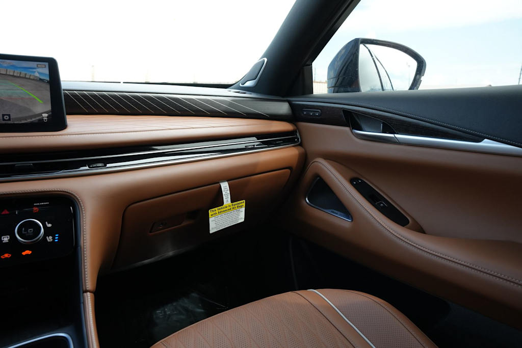 Thumbnail: 2026 INFINITI QX60 - 21