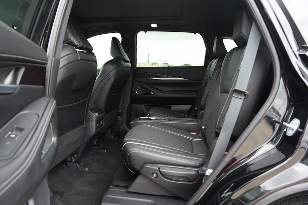 Thumbnail: 2025 INFINITI QX60 - 10