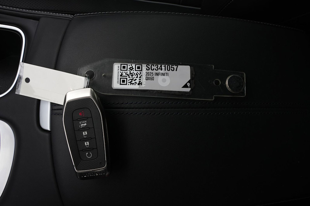 Thumbnail: 2025 INFINITI QX60 - 26