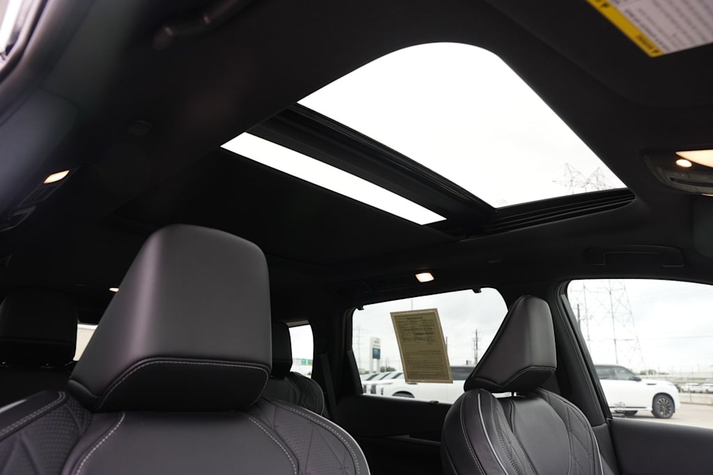 Thumbnail: 2025 INFINITI QX60 - 25