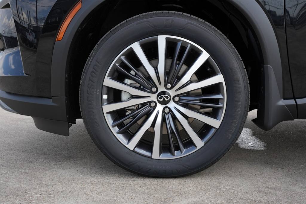 Thumbnail: 2025 INFINITI QX60 - 7