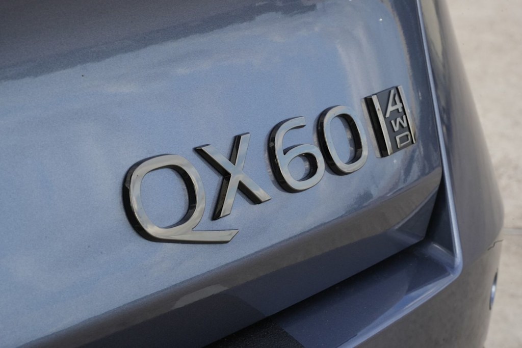 Thumbnail: 2026 INFINITI QX60 - 7