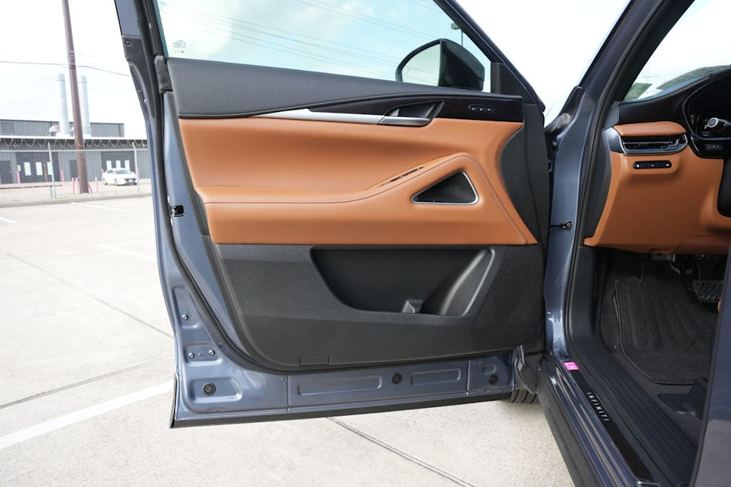 Thumbnail: 2026 INFINITI QX60 - 26