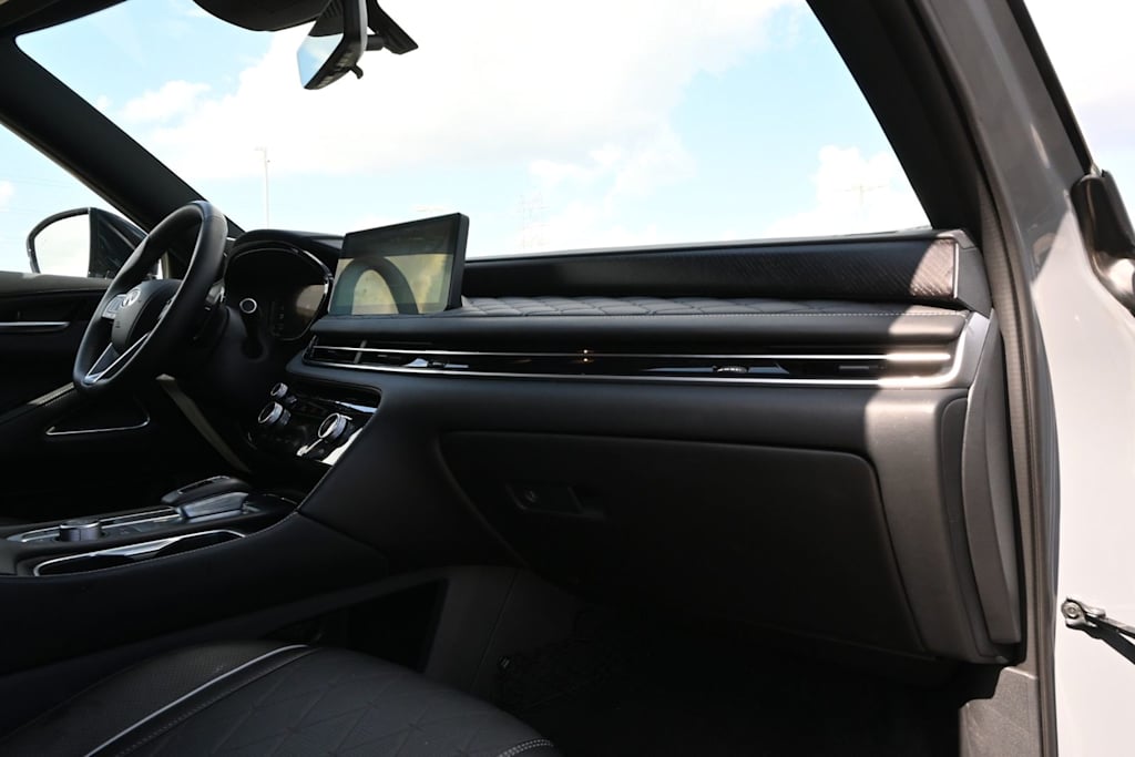 Thumbnail: 2025 INFINITI QX60 - 14
