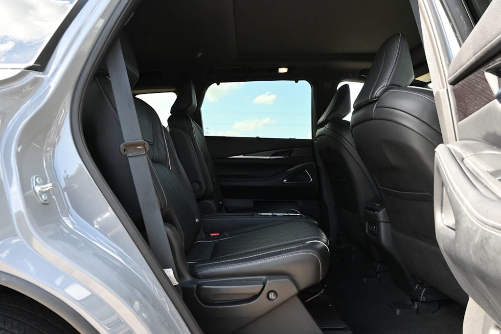 Thumbnail: 2025 INFINITI QX60 - 26