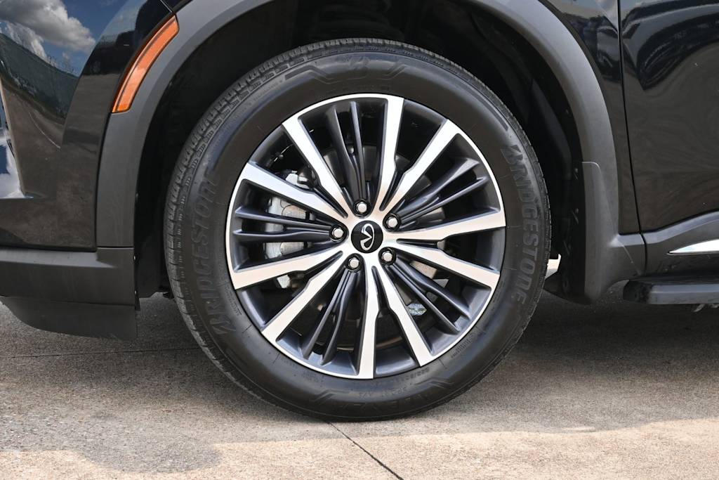 Thumbnail: 2025 INFINITI QX60 - 8
