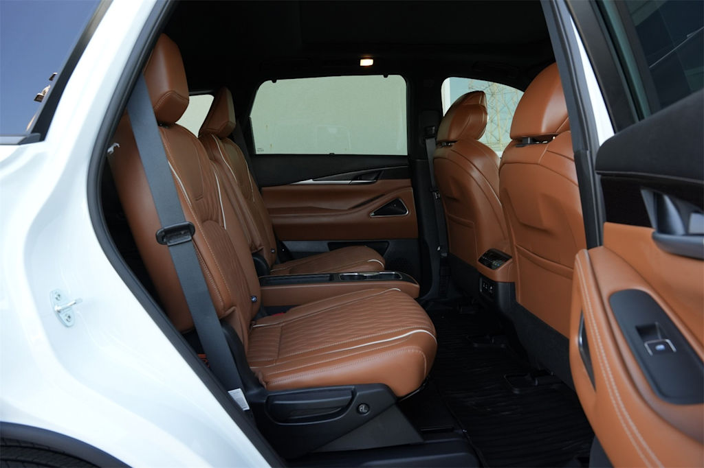 Thumbnail: 2026 INFINITI QX60 - 27