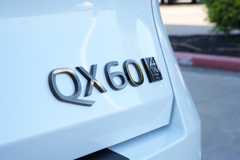 Thumbnail: 2026 INFINITI QX60 - 7