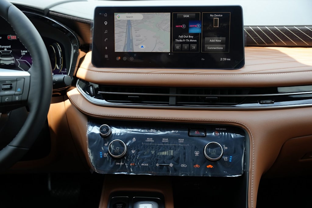 Thumbnail: 2027 INFINITI QX60 - 15