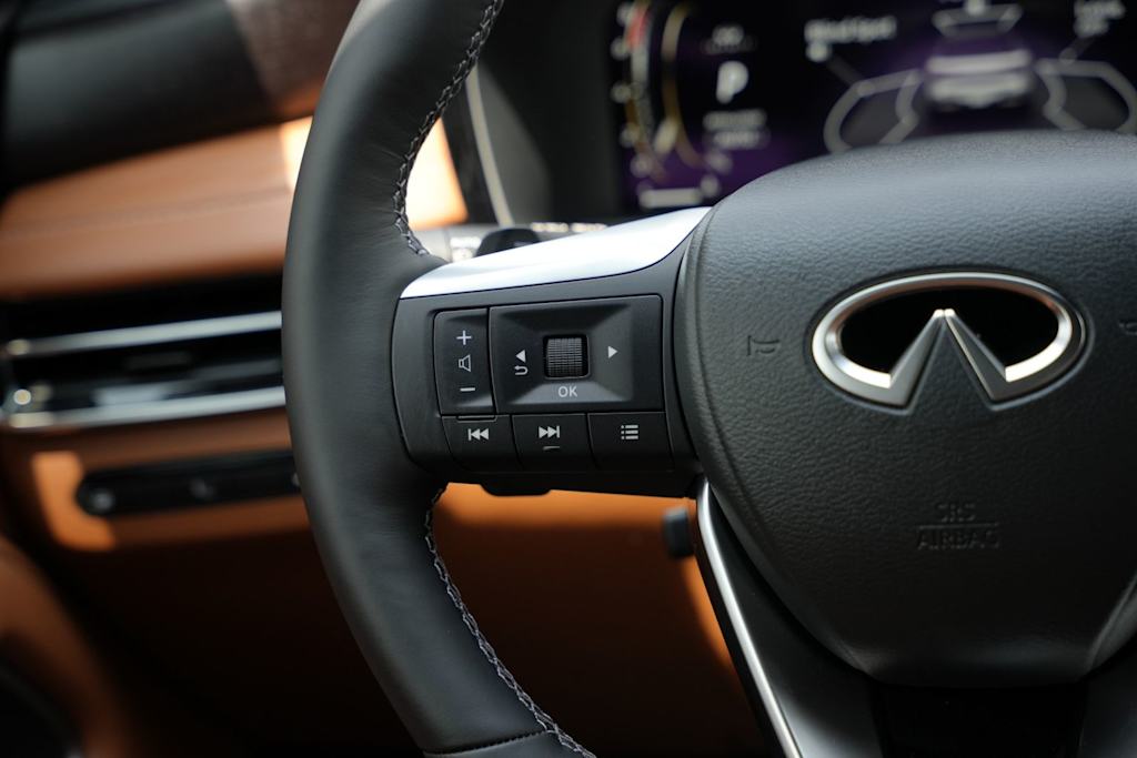Thumbnail: 2027 INFINITI QX60 - 22