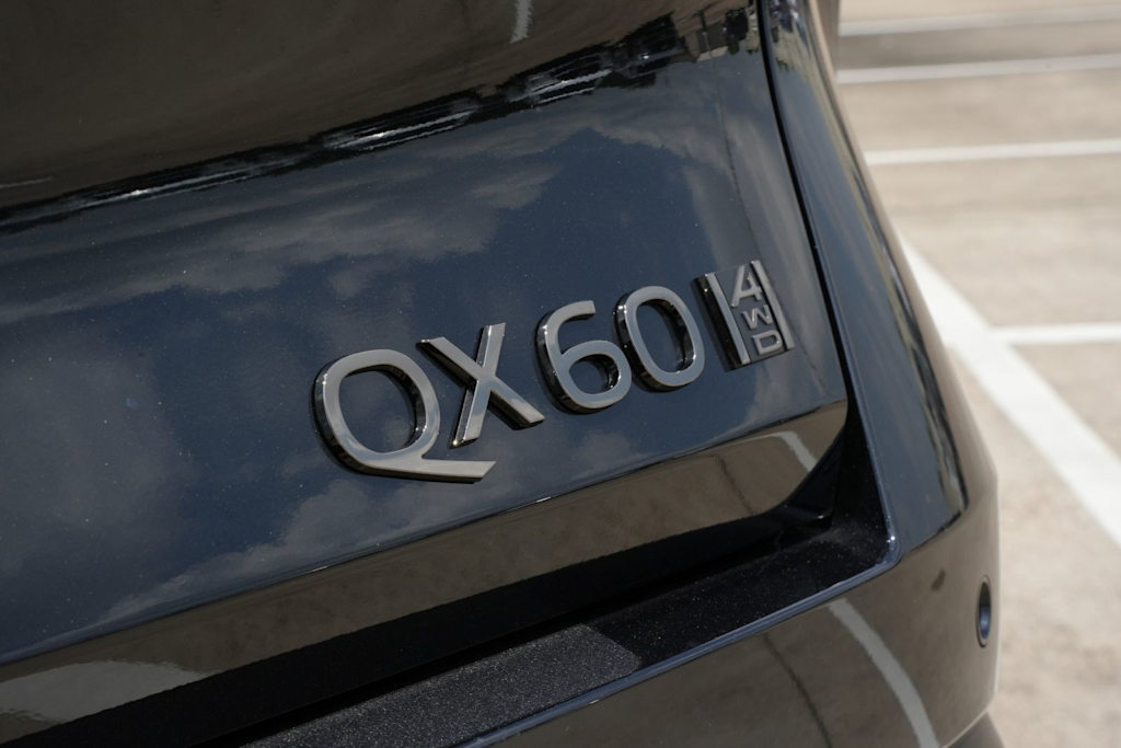 Thumbnail: 2027 INFINITI QX60 - 7