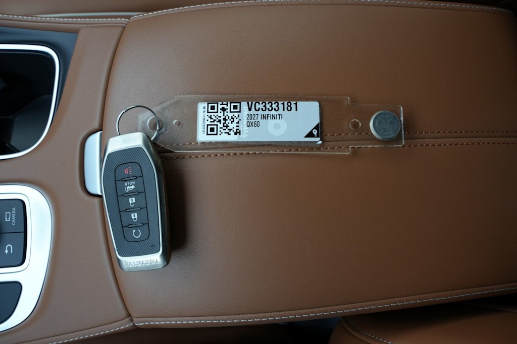Thumbnail: 2027 INFINITI QX60 - 18