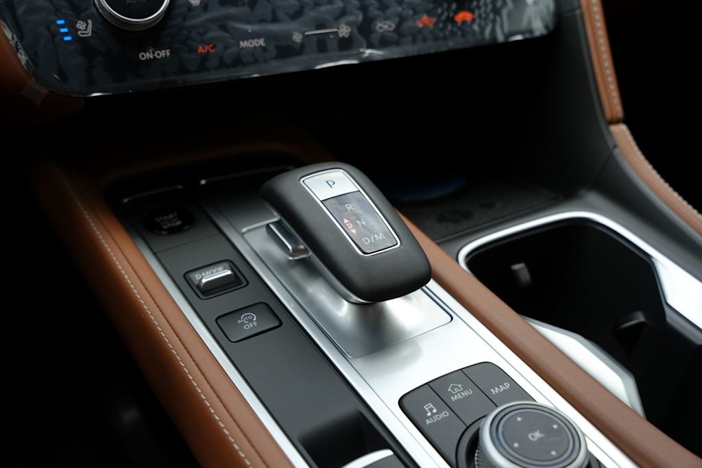 Thumbnail: 2027 INFINITI QX60 - 16