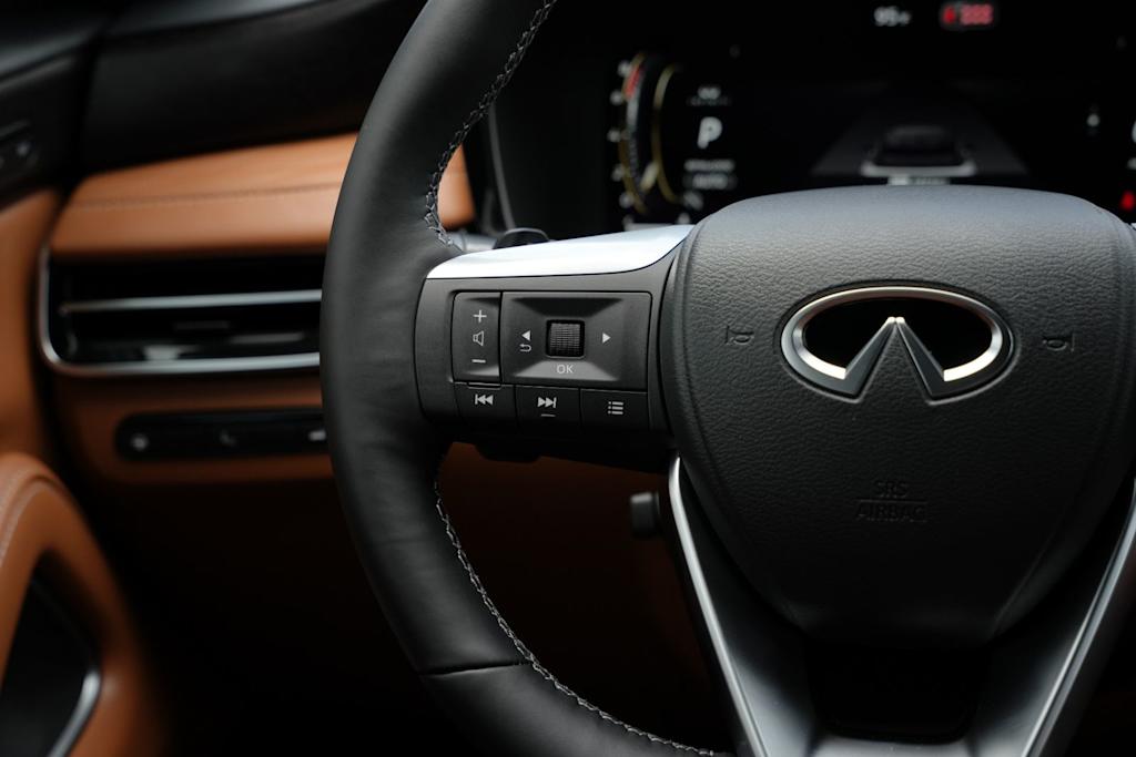 Thumbnail: 2027 INFINITI QX60 - 23