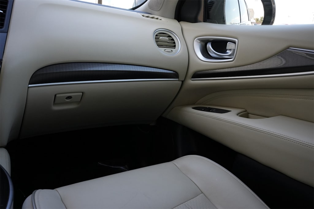 Thumbnail: 2018 INFINITI QX60 - 23