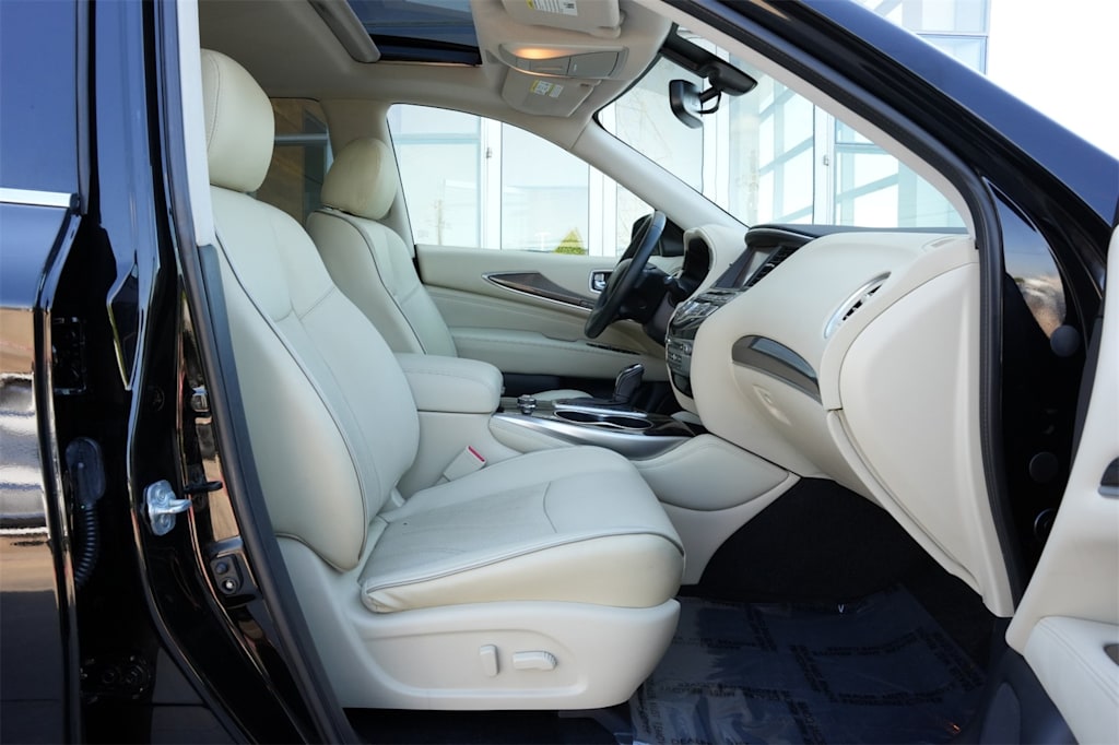 Thumbnail: 2018 INFINITI QX60 - 12