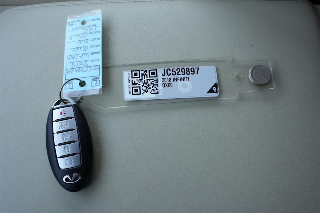 Thumbnail: 2018 INFINITI QX60 - 20