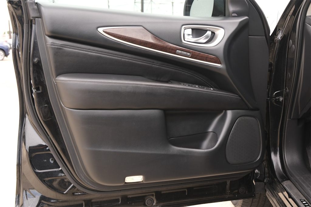 Thumbnail: 2019 INFINITI QX60 - 25