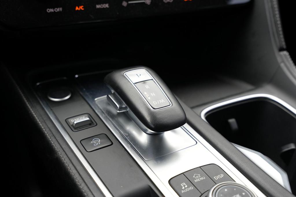 Thumbnail: 2023 INFINITI QX60 - 16