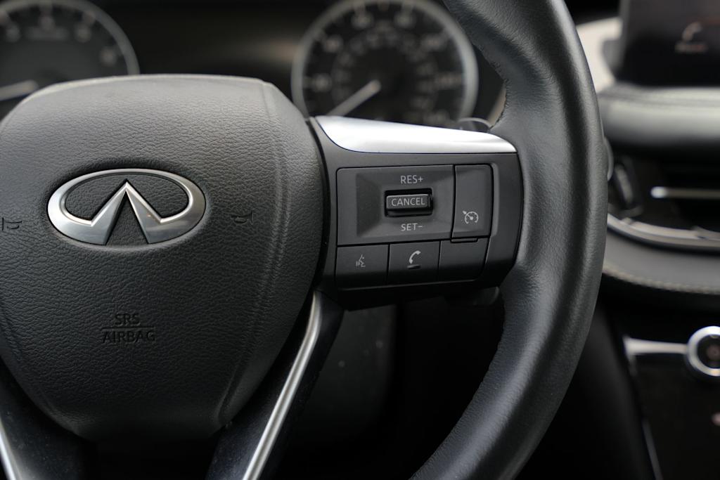 Thumbnail: 2023 INFINITI QX60 - 23