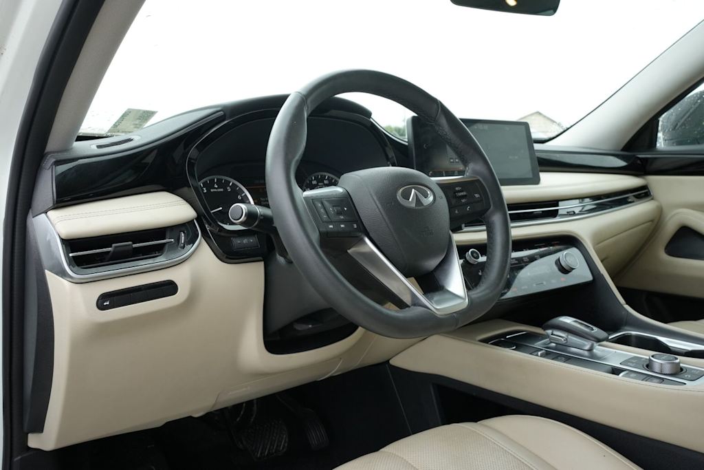 Thumbnail: 2023 INFINITI QX60 - 12