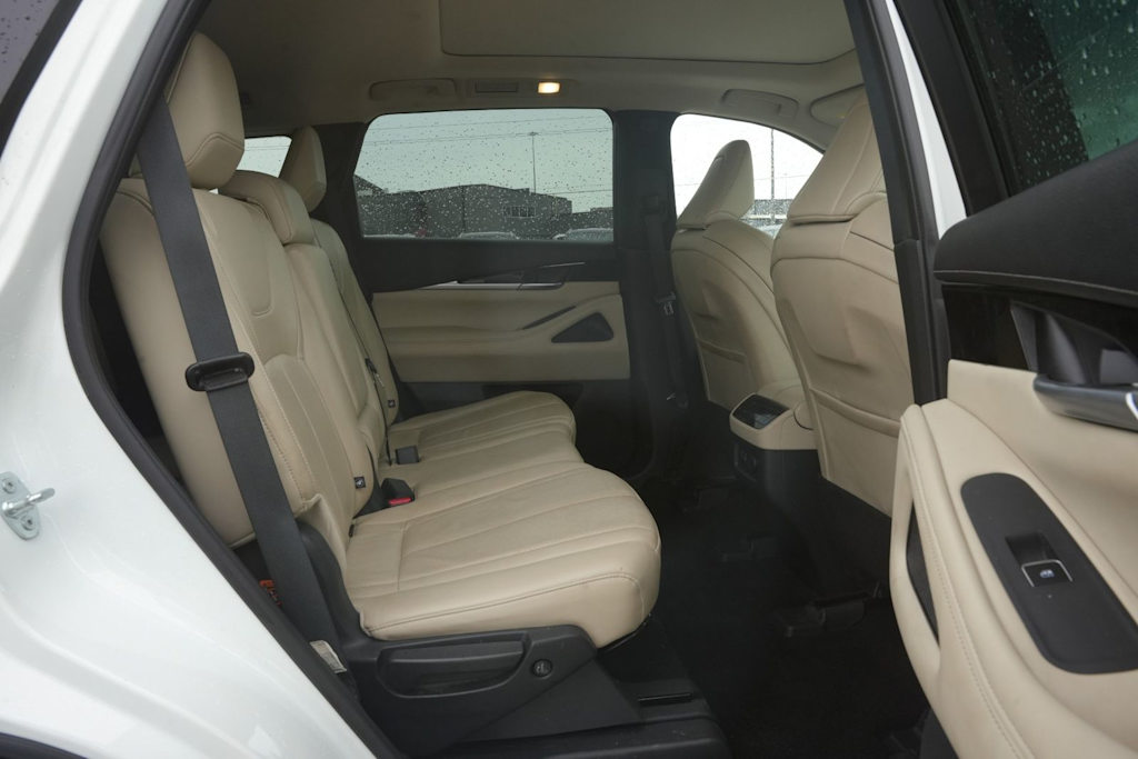 Thumbnail: 2023 INFINITI QX60 - 25