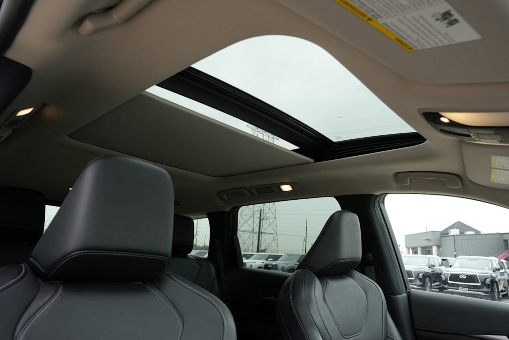 Thumbnail: 2023 INFINITI QX60 - 25