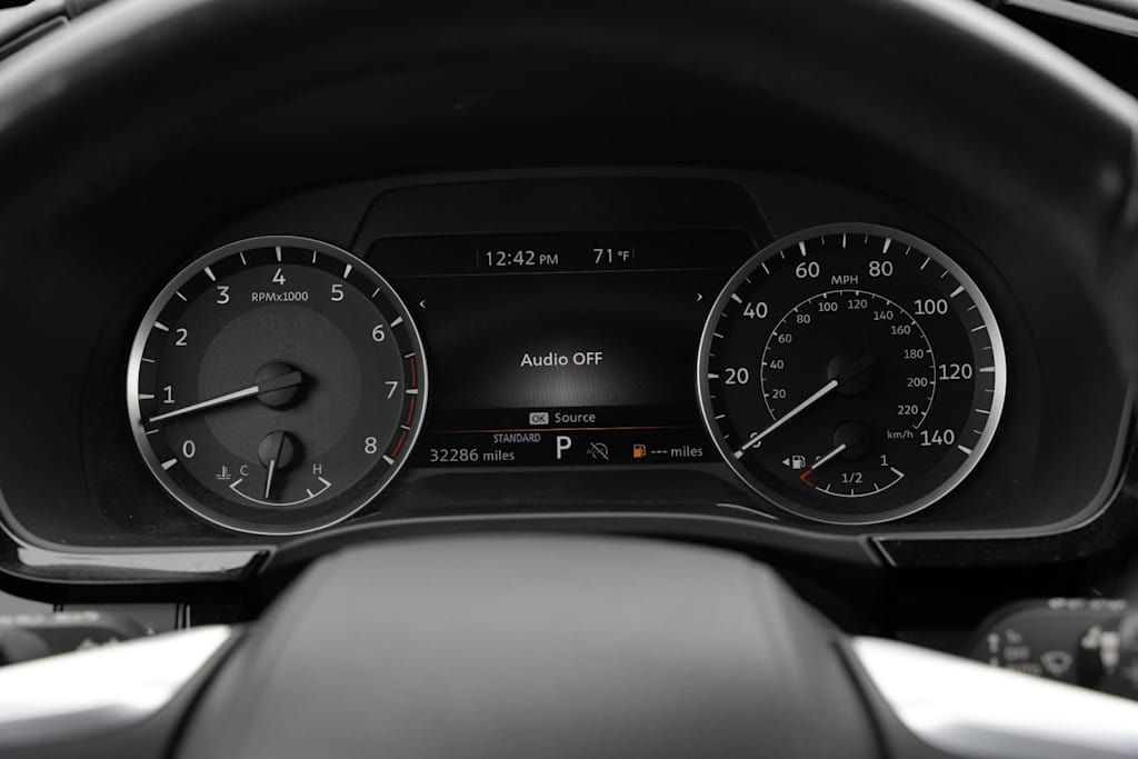 Thumbnail: 2023 INFINITI QX60 - 16