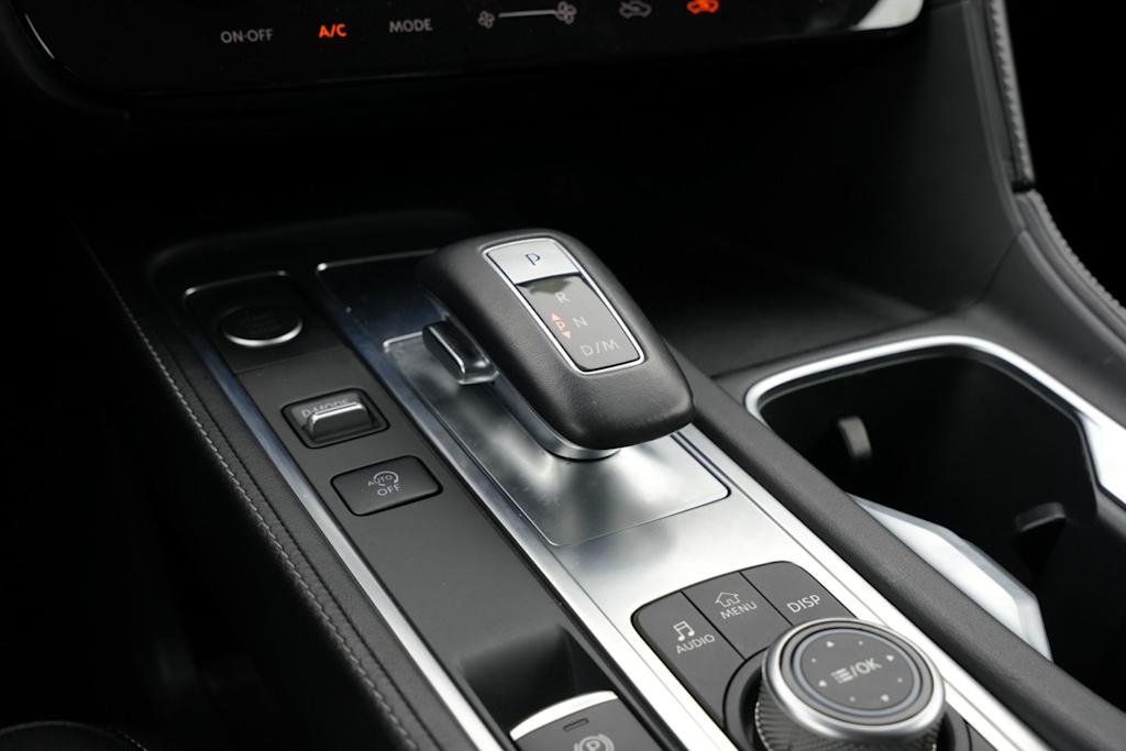 Thumbnail: 2023 INFINITI QX60 - 16