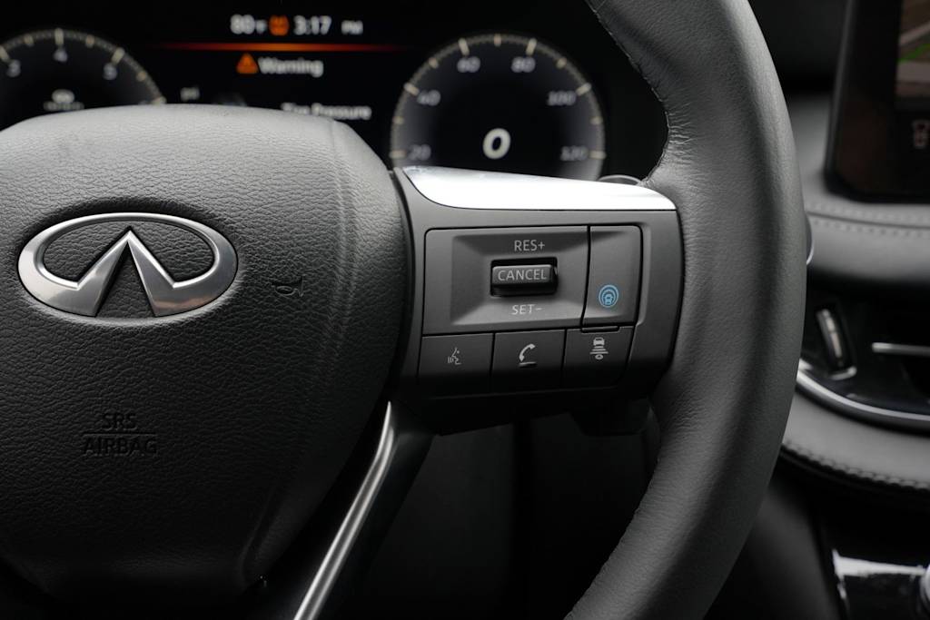Thumbnail: 2023 INFINITI QX60 - 20
