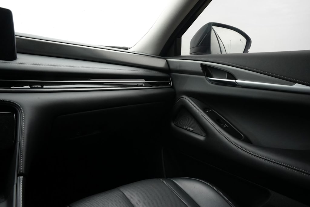 Thumbnail: 2023 INFINITI QX60 - 18