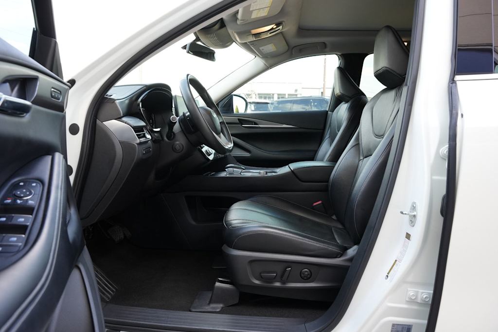 Thumbnail: 2023 INFINITI QX60 - 9