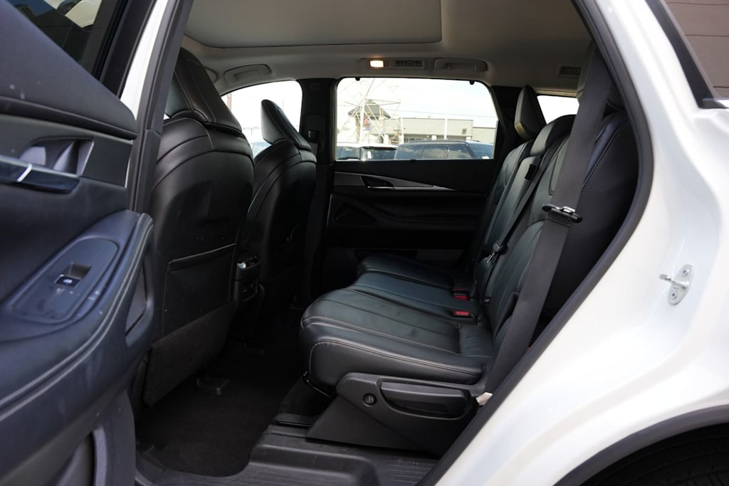 Thumbnail: 2023 INFINITI QX60 - 10