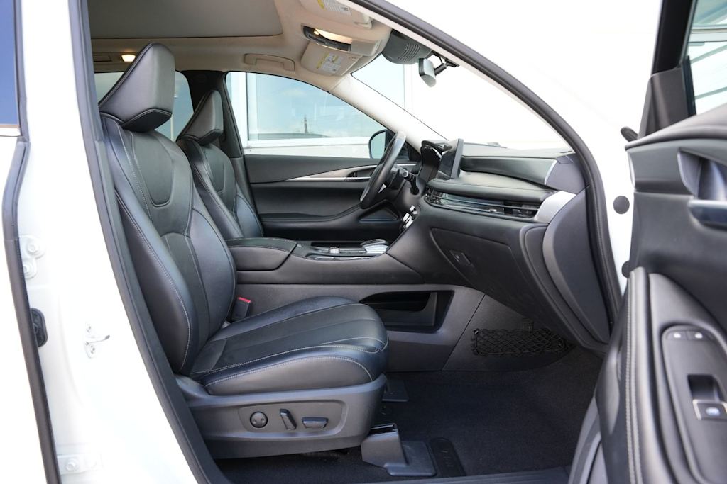 Thumbnail: 2023 INFINITI QX60 - 25