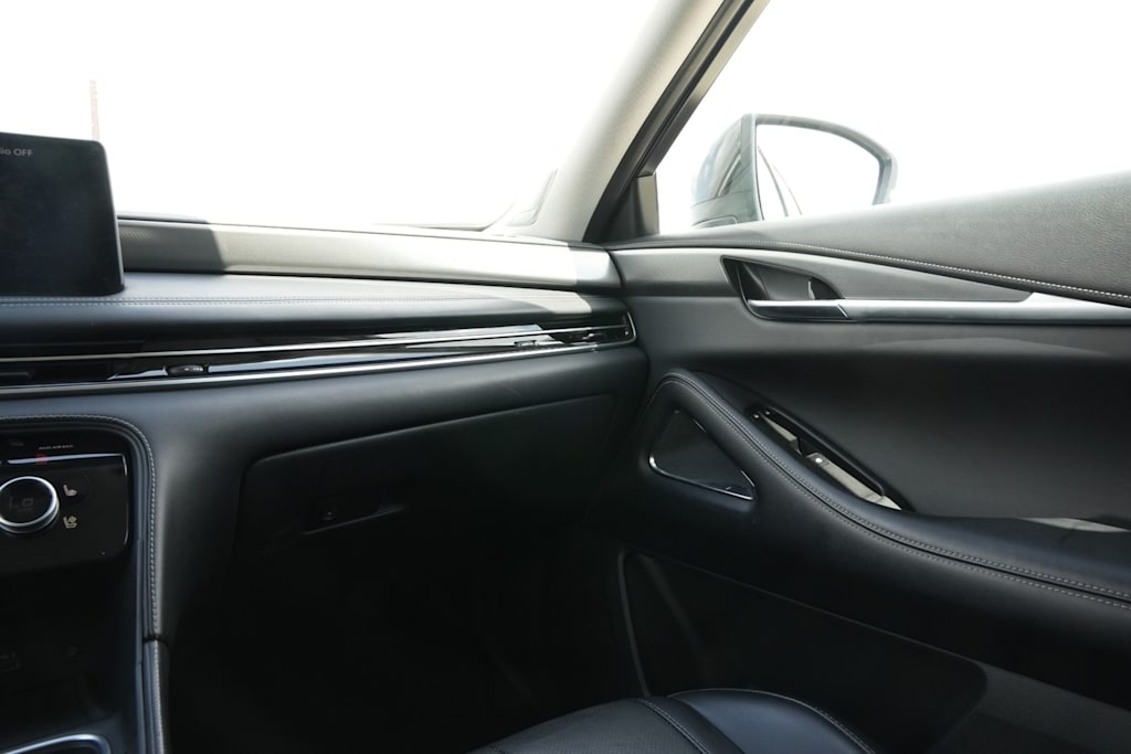 Thumbnail: 2023 INFINITI QX60 - 21