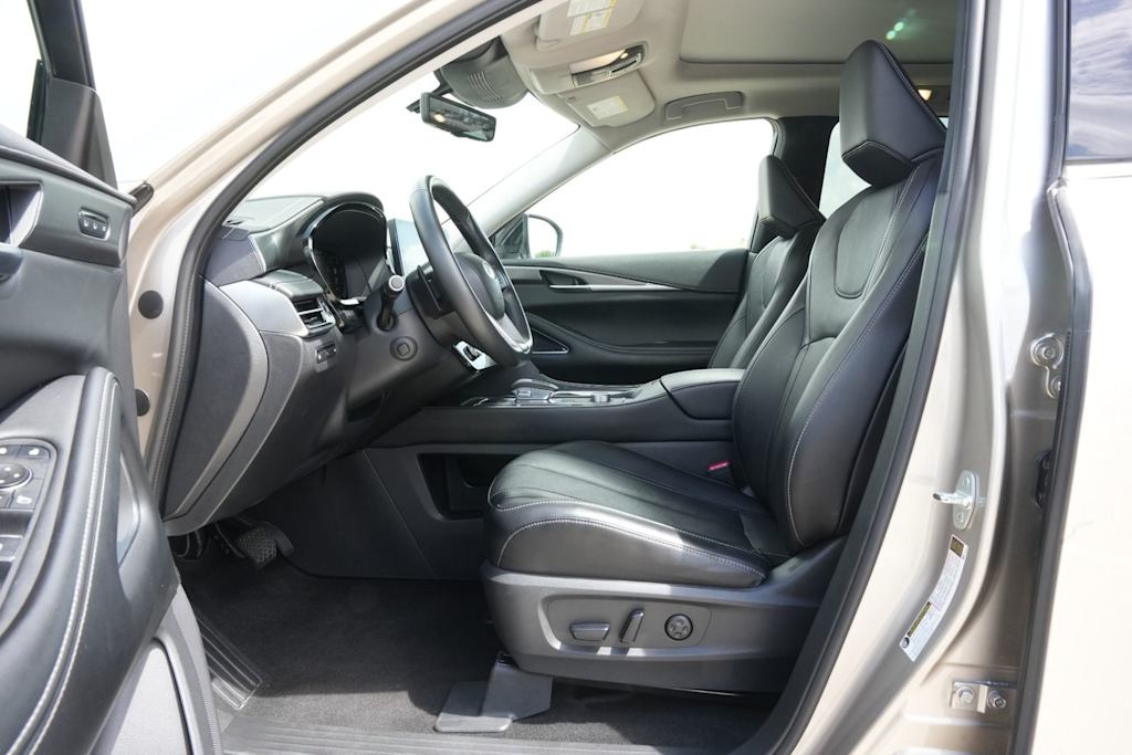 Thumbnail: 2023 INFINITI QX60 - 10