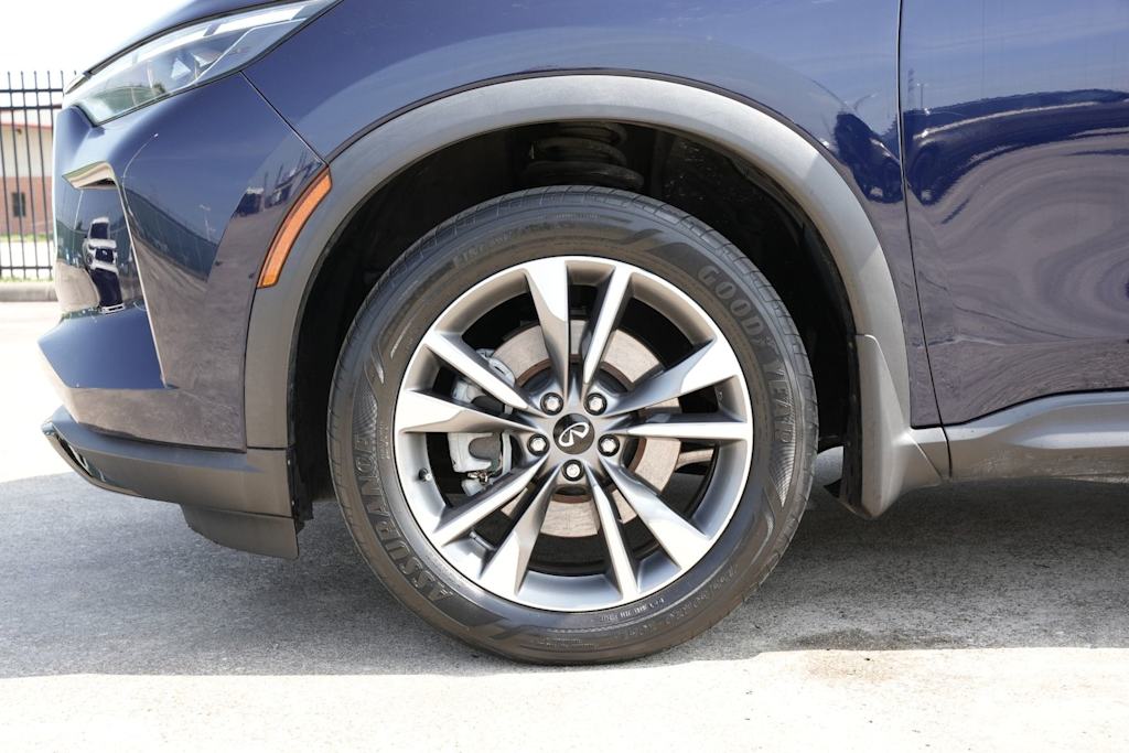 Thumbnail: 2023 INFINITI QX60 - 8