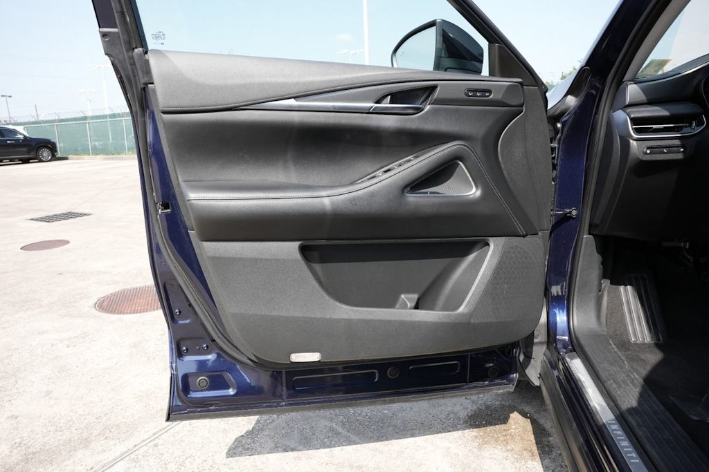 Thumbnail: 2023 INFINITI QX60 - 23