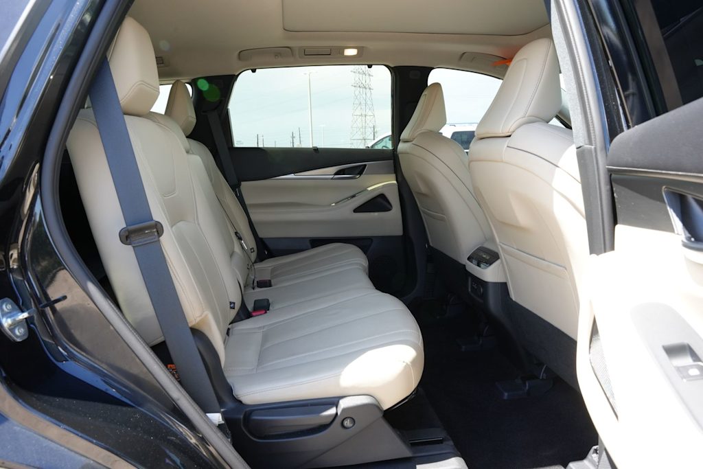 Thumbnail: 2024 INFINITI QX60 - 25