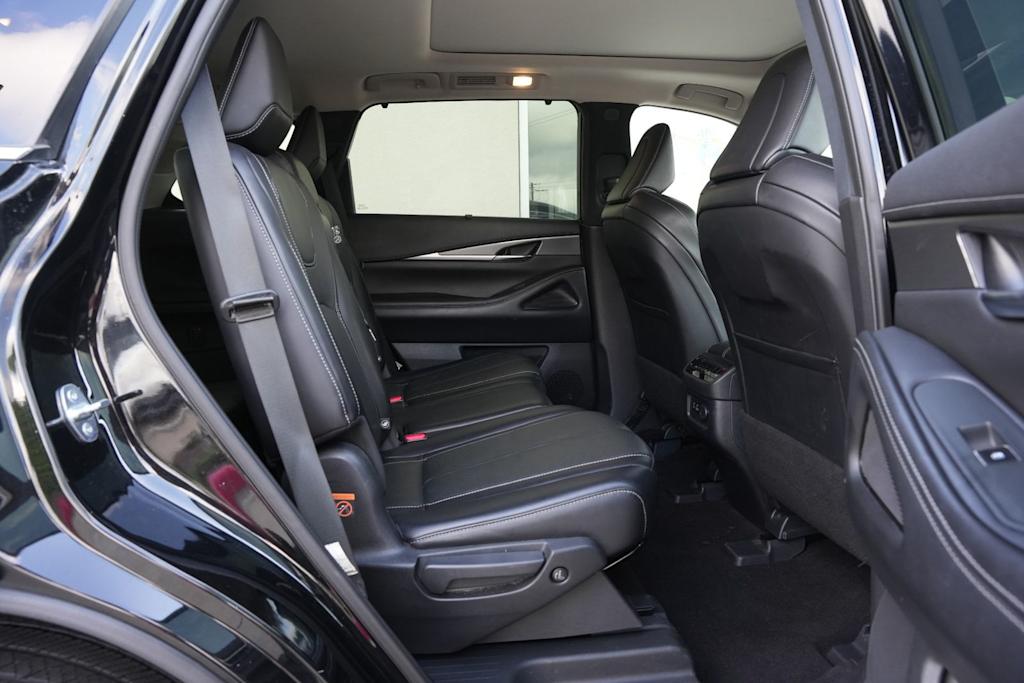 Thumbnail: 2023 INFINITI QX60 - 23