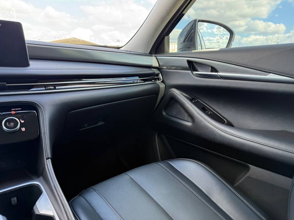 Thumbnail: 2023 INFINITI QX60 - 20