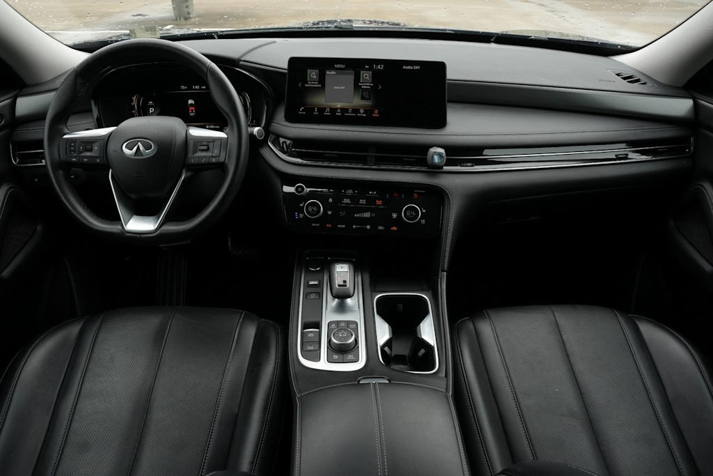 Thumbnail: 2023 INFINITI QX60 - 2