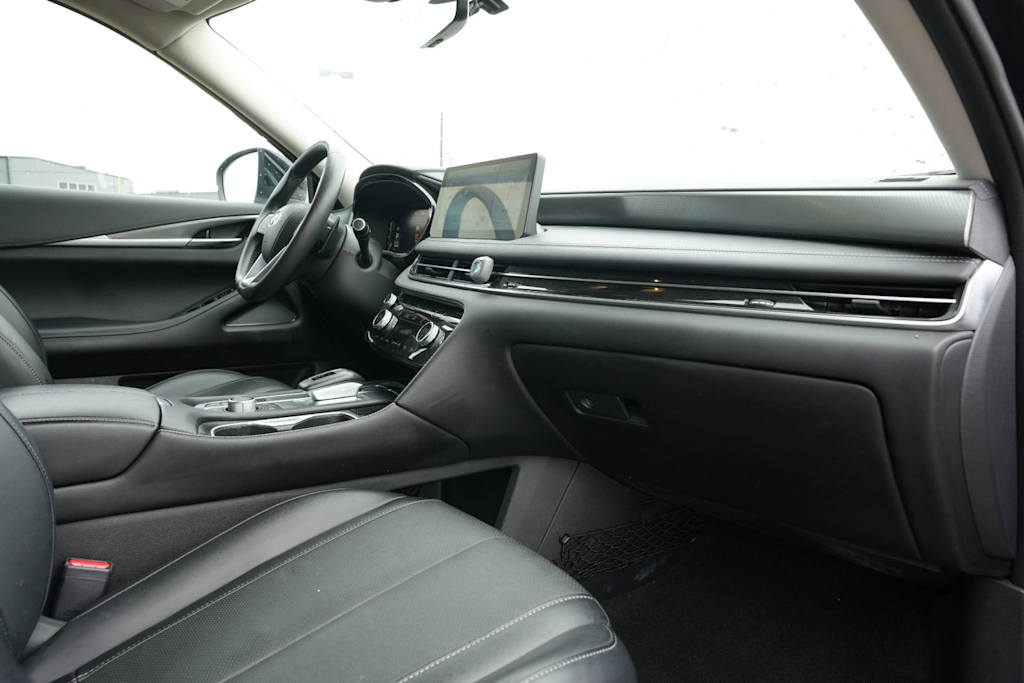 Thumbnail: 2023 INFINITI QX60 - 13