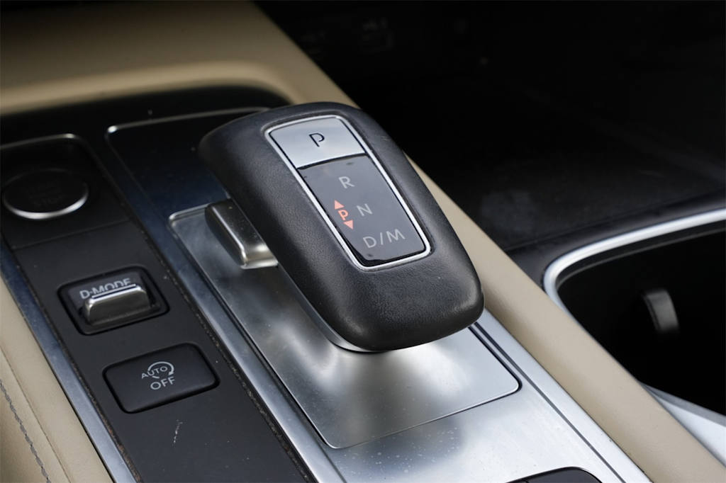 Thumbnail: 2023 INFINITI QX60 - 16