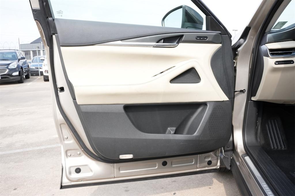 Thumbnail: 2023 INFINITI QX60 - 24