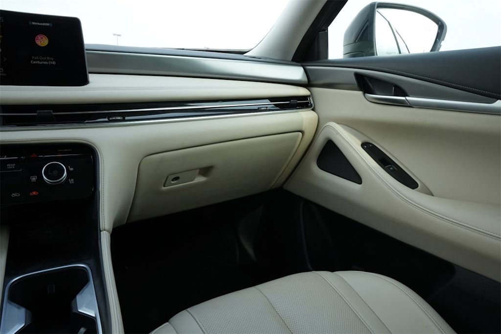 Thumbnail: 2023 INFINITI QX60 - 20